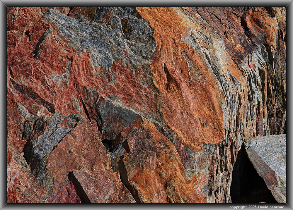 VT02792-02h close-up shale VT02792-02h